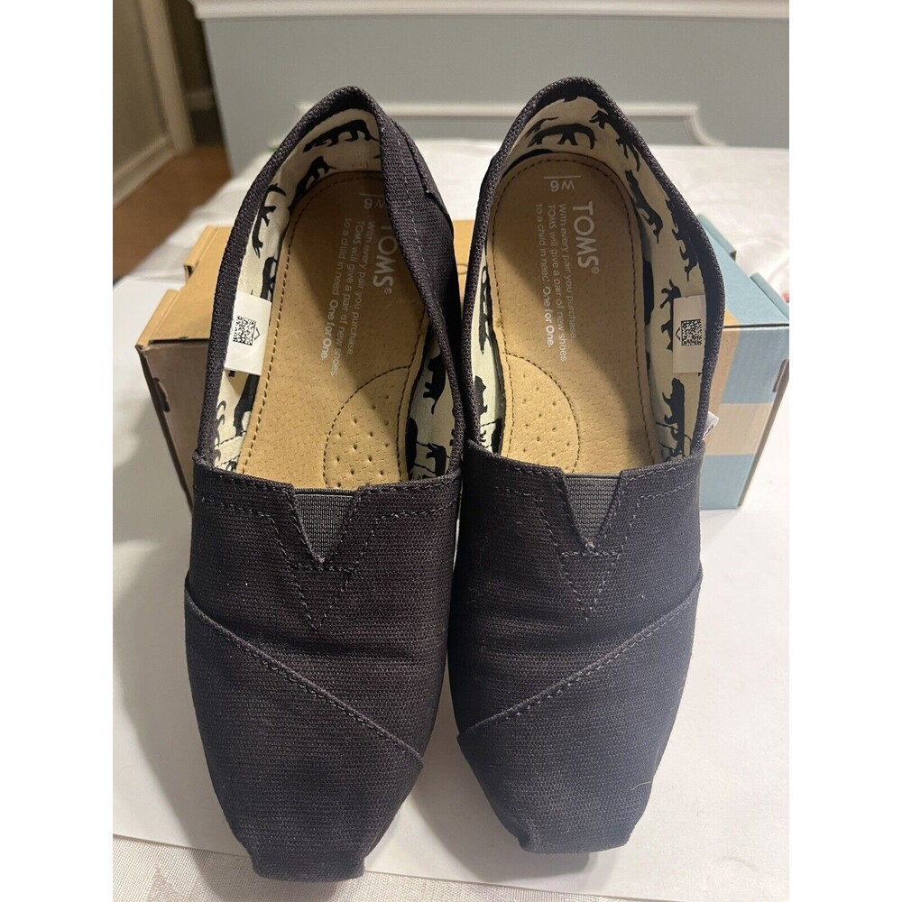 Toms Classic Black Canvas CASUAL Shoe 001001B07 WOMEN'S FLAT SLIP ON Size 6